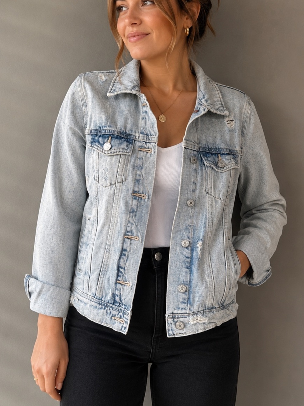 Old Navy Distressed Light Wash Denim Jacket XS Button Front Jean Jacket